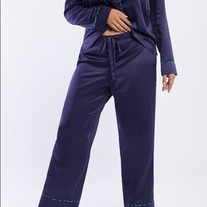 SAVAGE X FENTY Sweet Dreams Pajama Set in Navy